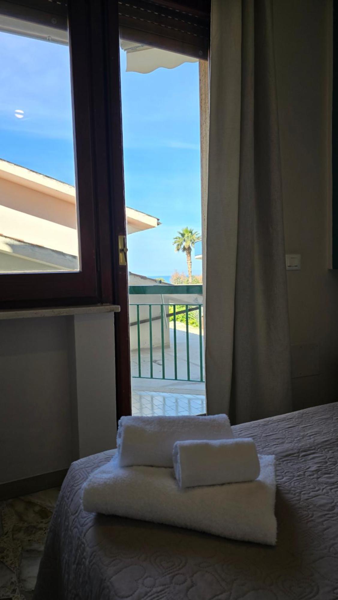 Ad Un Passo Dal Mare Bed and Breakfast Praia a Mare Εξωτερικό φωτογραφία
